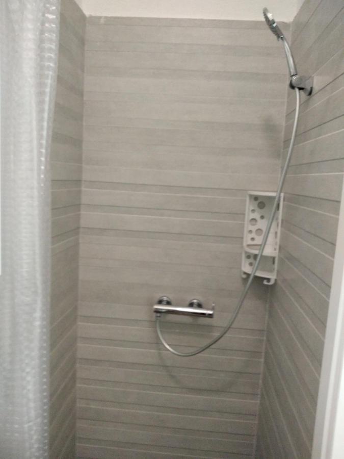 Apartman Sarah โมสตาร์ ภายนอก รูปภาพ
