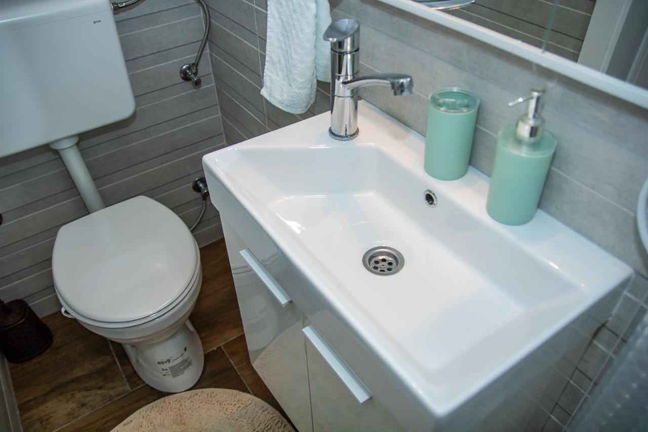 Apartman Sarah โมสตาร์ ภายนอก รูปภาพ