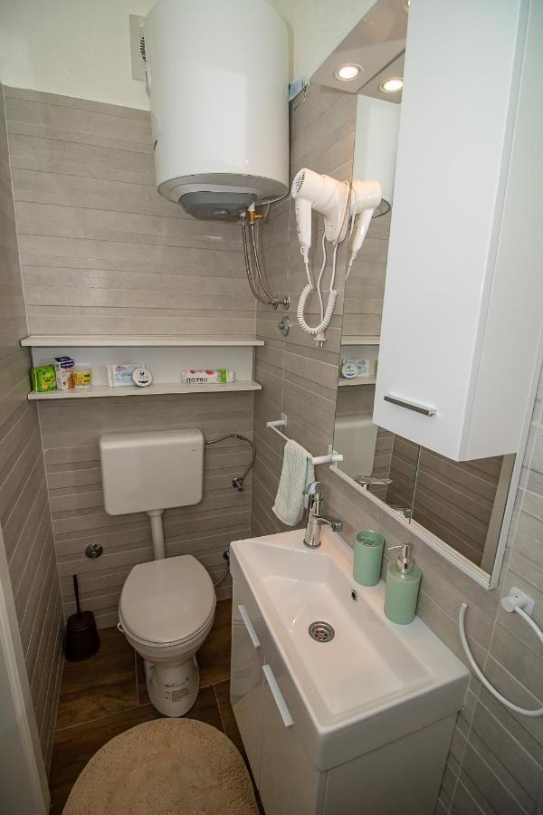Apartman Sarah โมสตาร์ ภายนอก รูปภาพ
