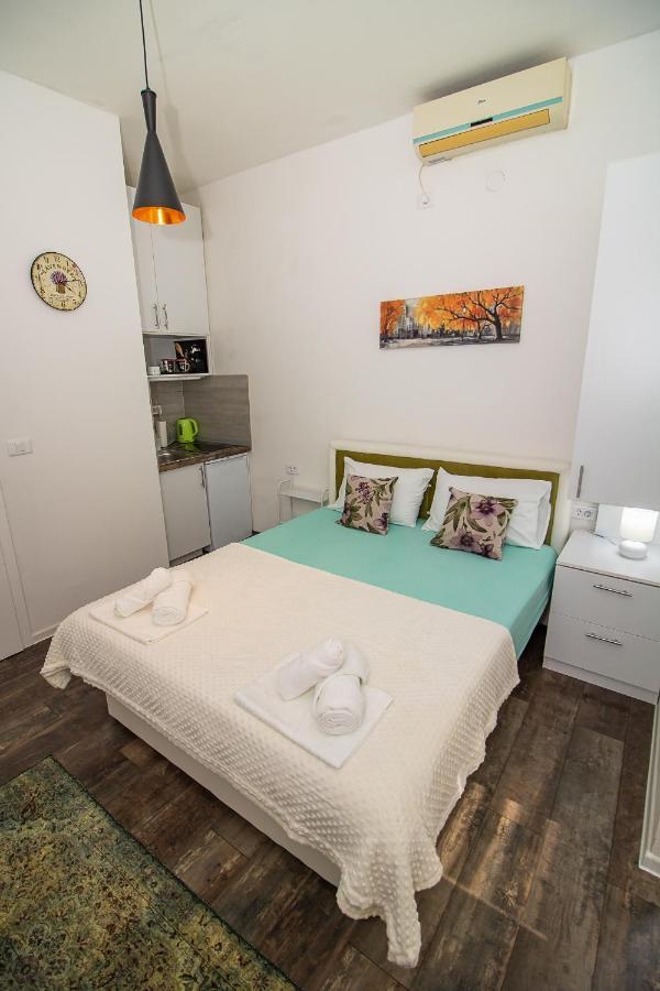 Apartman Sarah โมสตาร์ ภายนอก รูปภาพ